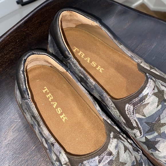 Trask slip on sneakers - Picture 2 of 7